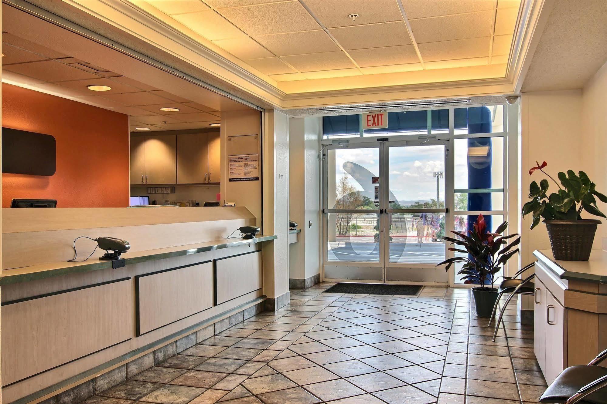 Motel 6-Albuquerque, Nm - North Zewnętrze zdjęcie